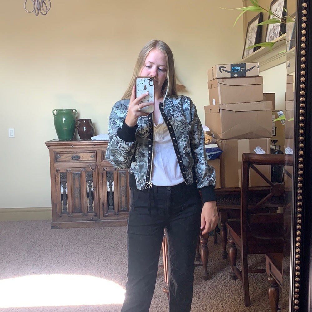 Floral cropped jacket